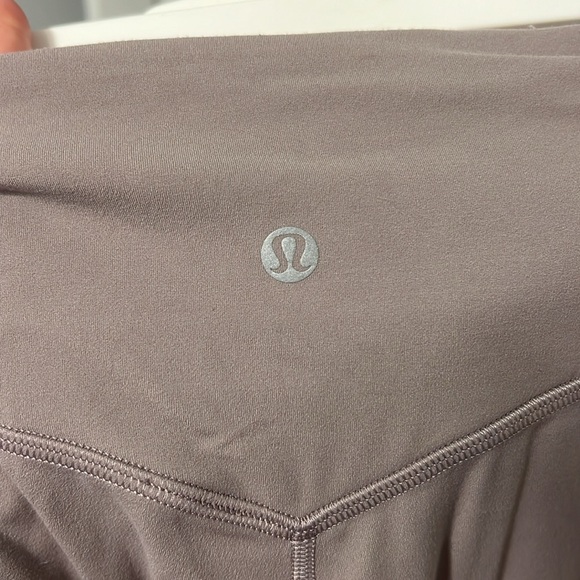 Lululemon Align Joggers - Picture 3 of 4